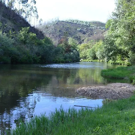 Vakantiehuis Casa Da Arvore - *